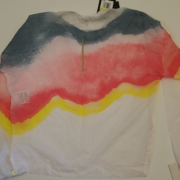 Nike water repellent top - Picture 4 of 6